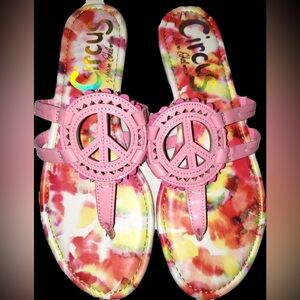 NEW Circus by Sam Edelman Special Edition Peace! Women's Canyon Flat Sandals 9